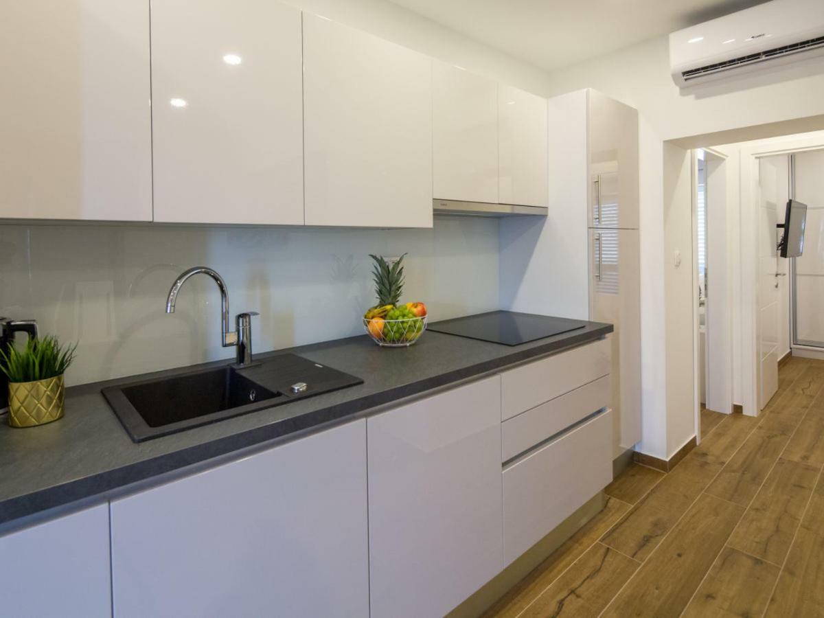 פודסטראנה Apartment Villa Franko Maris מראה חיצוני תמונה