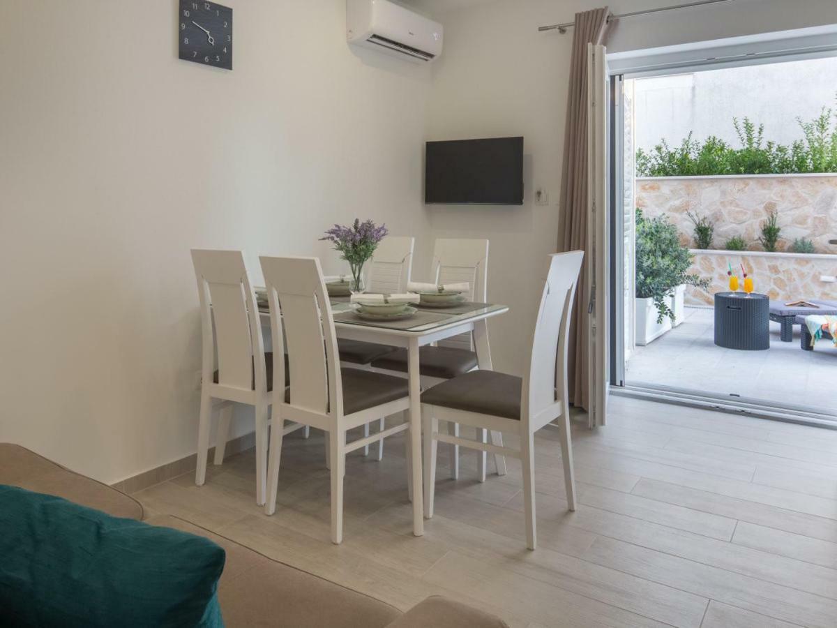 פודסטראנה Apartment Villa Franko Maris מראה חיצוני תמונה